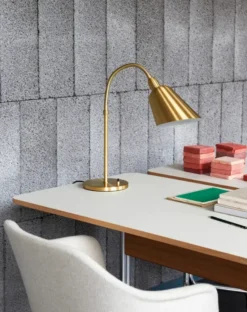 Pavilion Skrivebord AV16 fra &Tradition