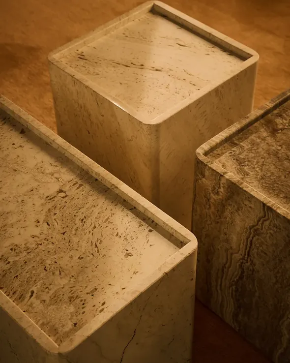 Pietra Side Table, 30 x 80 cm fra GUBI