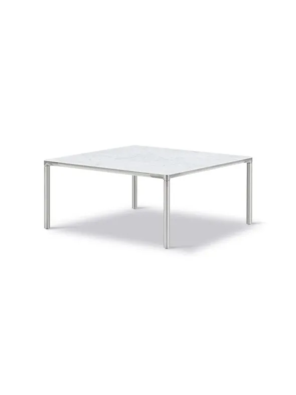 Piloti Bord, hvid carrara fra Fredericia Furniture