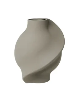 Pirout Vase 02, ceramic fra Louise Roe
