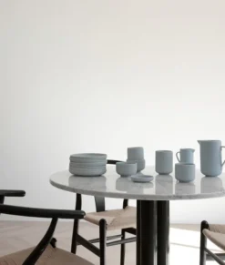 Pisu 02 Cup, sky blue fra Louise Roe