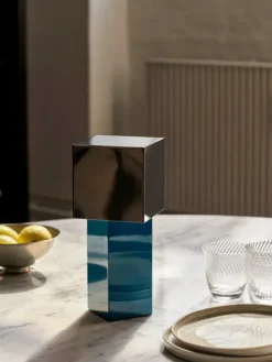 Pivot Portable Lamp, blue silver fra &Tradition