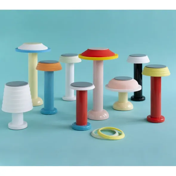 PL5.02 Portable Lamp fra Sowden Light