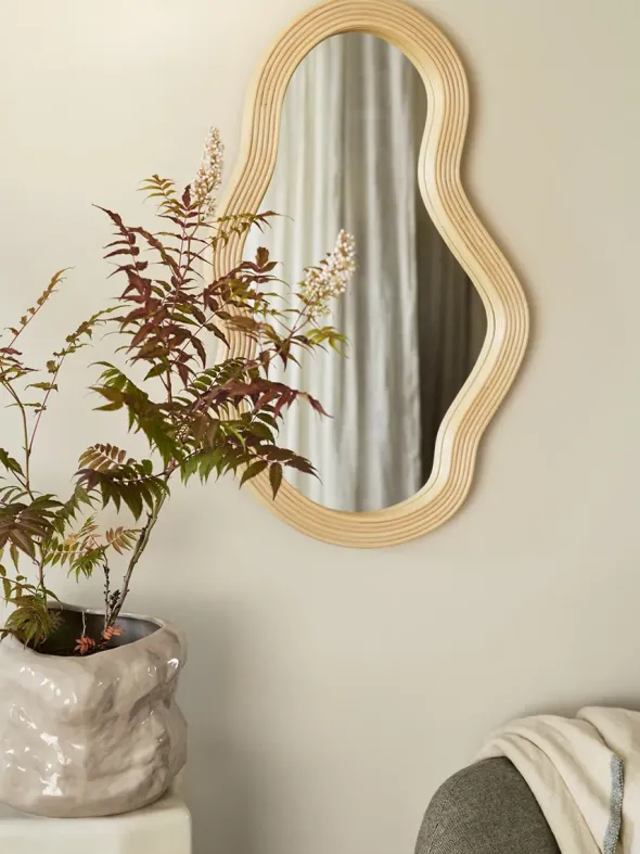 Pond Mirror Medium, rattan fra Ferm Living