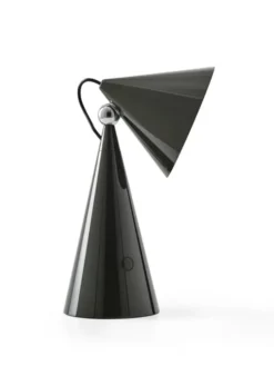 Pose Portable Bordlampe fra Tom Dixon