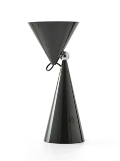 Pose Portable Bordlampe fra Tom Dixon