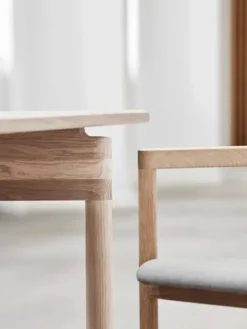 Post Spisebord 225 cm fra Fredericia Furniture