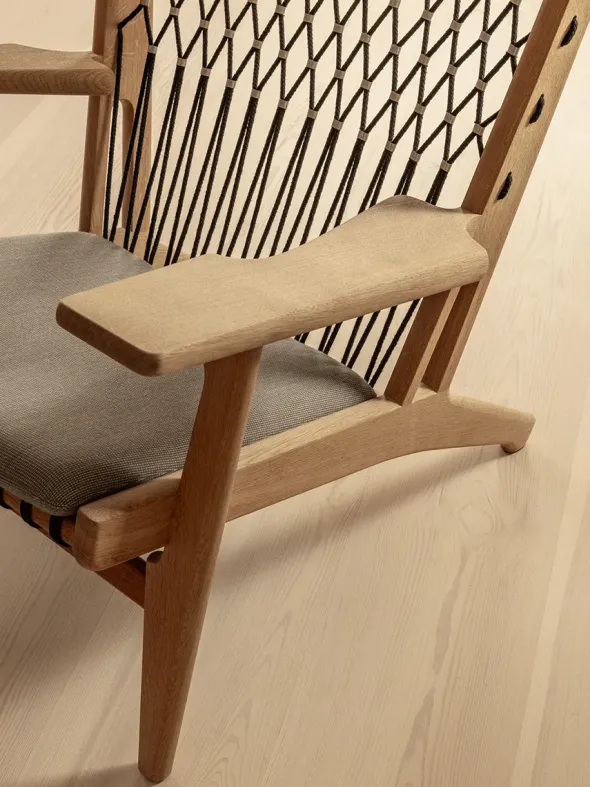 PP129 Netstol af Hans J. Wegner