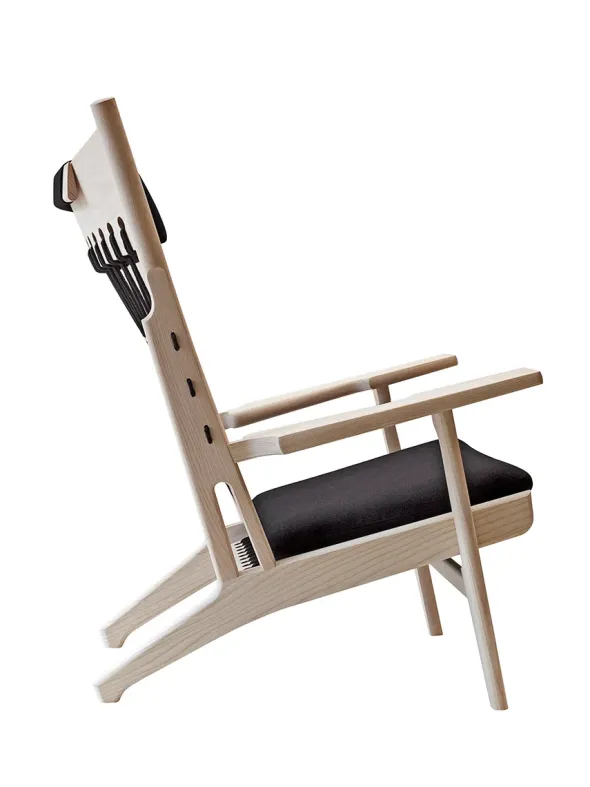 PP129 Netstol af Hans J. Wegner