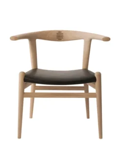 PP518 Tyrestol m. polstret sæde af Hans J. Wegner