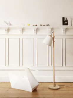 Pull Floor Lamp fra Muuto