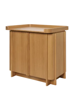 Puslebord til Tilu kommode, lakeret eg fra Ferm Living
