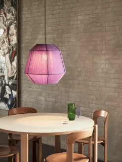 Rey Table fra Hay