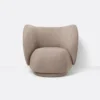 Rico Lounge Chair, bouclé i sand fra Ferm Living