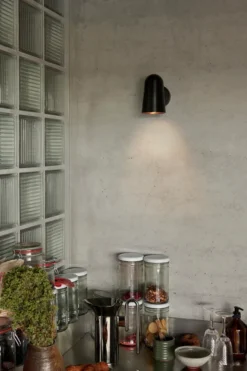 SC105 Wall Lamp - Røget Messing - fra Andtradition