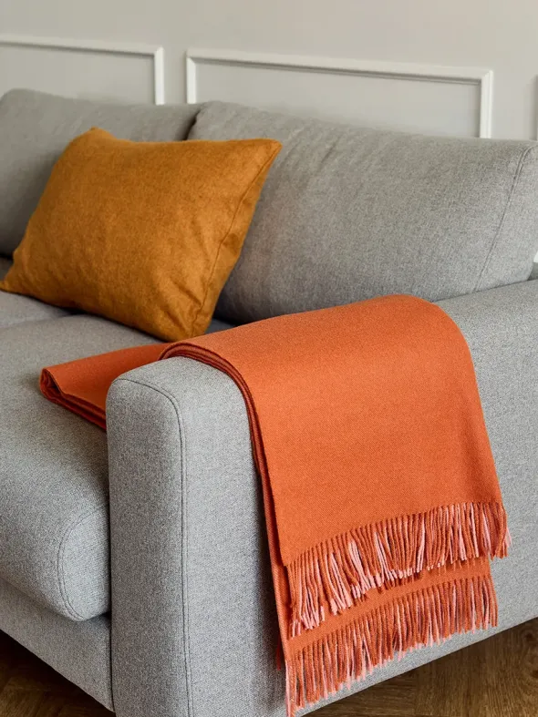 Secret Plaid, coral/amber fra Silkeborg Uldspinderi