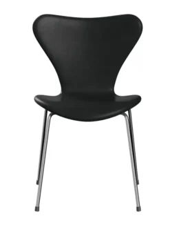 3107 Serie 7, fuldpolstret af Arne Jacobsen