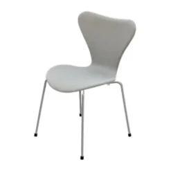 3107 Serie 7, fuldpolstret af Arne Jacobsen