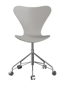 3117 Serie 7 Kontorstol af Arne Jacobsen