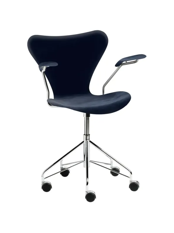3217 Serie 7 Kontorstol af Arne Jacobsen