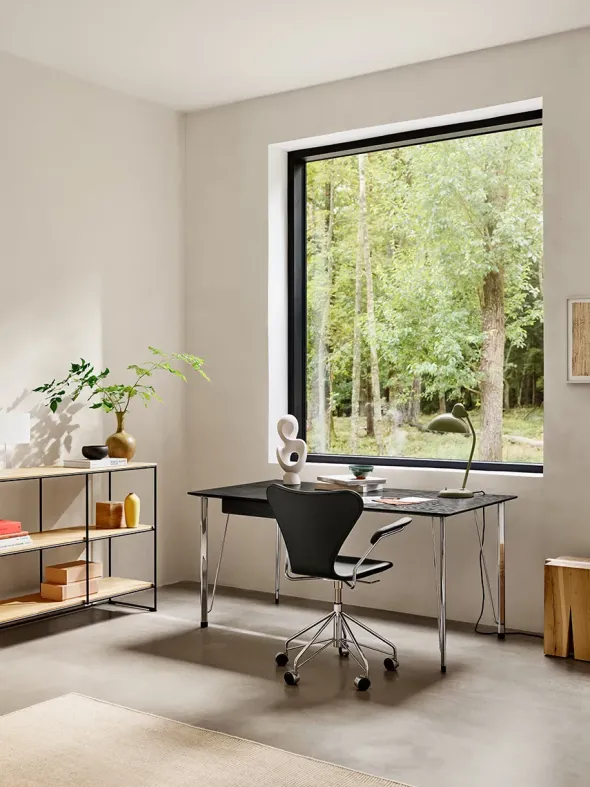3217 Serie 7 Kontorstol af Arne Jacobsen