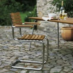 S 40 F Outdoor cantilever chair, med armlæn fra Thonet