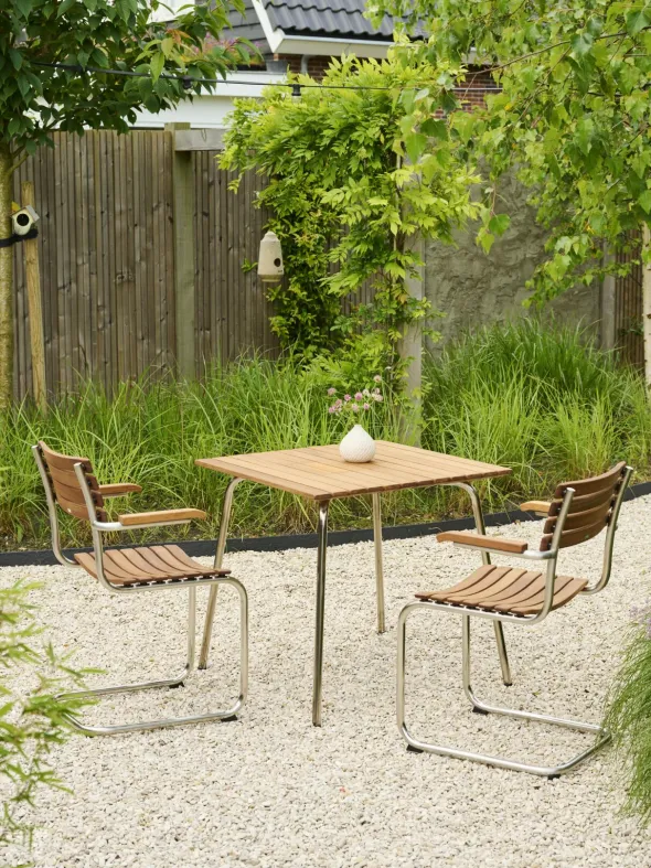 S 40 F Outdoor cantilever chair, med armlæn fra Thonet
