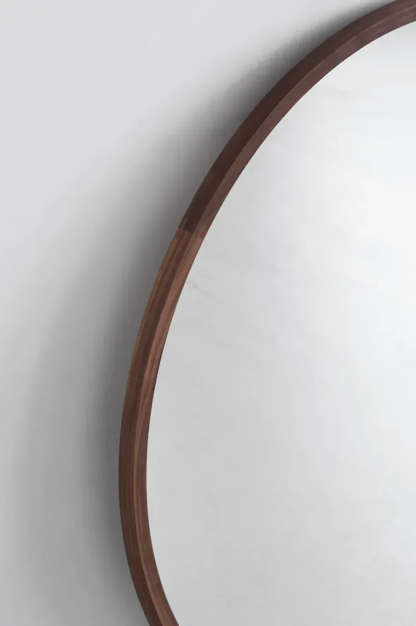 Silhouette spejl Ø100 fra Fredericia Furniture