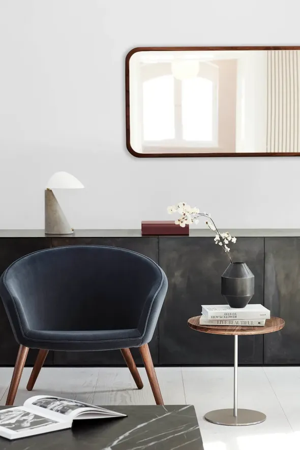 Silhouette spejl 70x180 fra Fredericia Furniture