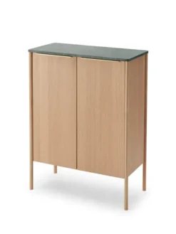 Skagerak Jut High Cabinet fra Fritz Hansen