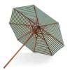 Skagerak Messina Parasol Ø300, Light Apricot/Dark Green Stripes fra Fritz Hansen
