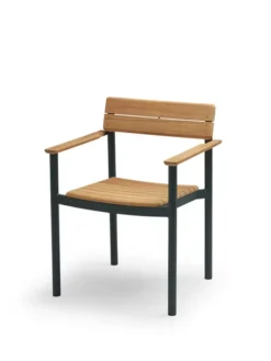 Skagerak Pelagus Armstol, hunter green fra Fritz Hansen