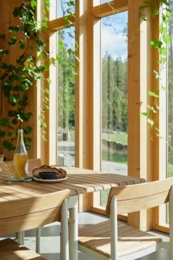 Skagerak Pelagus Stol, light ivory fra Fritz Hansen