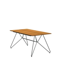 Sketch table fra Houe