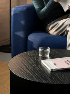 Slit borde i træ fra Hay