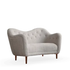 46 sofa, valnød af Finn Juhl