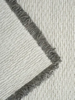 Soft Outline gulvtæppe, Stone fra Linie Design