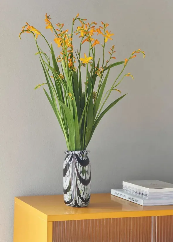 Splash Vase Roll Neck X-Small, coffee and white fra Hay