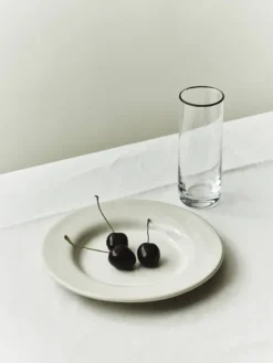 S.R. Dessert Plate fra Louise Roe