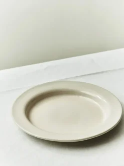 S.R. Dinner Plate fra Louise Roe
