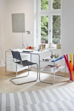 S 285 skrivebord, krom fra Thonet