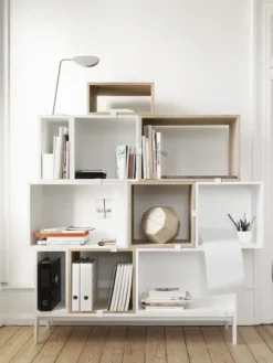 Stacked Reol, medium fra Muuto