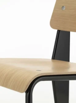 Standard Chair fra Vitra