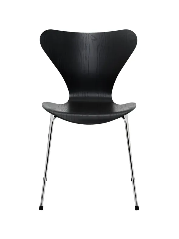 3107 stol i sort ask af Arne Jacobsen