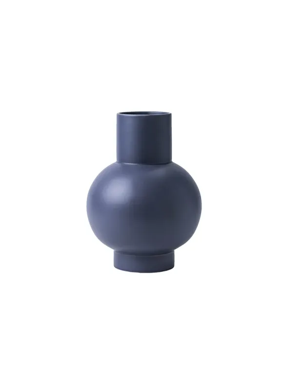 Strøm Vase, purple ash fra raawii
