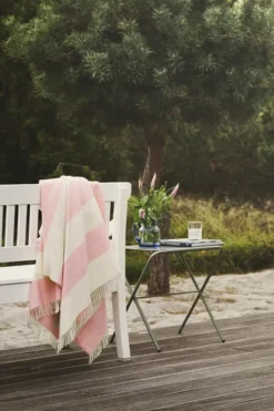 The Sweater Plaid, rose fra Silkeborg Uldspinderi