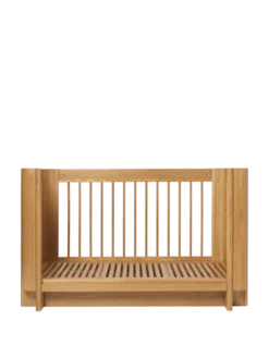 Tilu Baby Cot tremmeseng, olieret eg fra Ferm Living