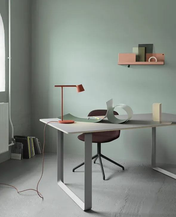Tip Table Lamp fra Muuto