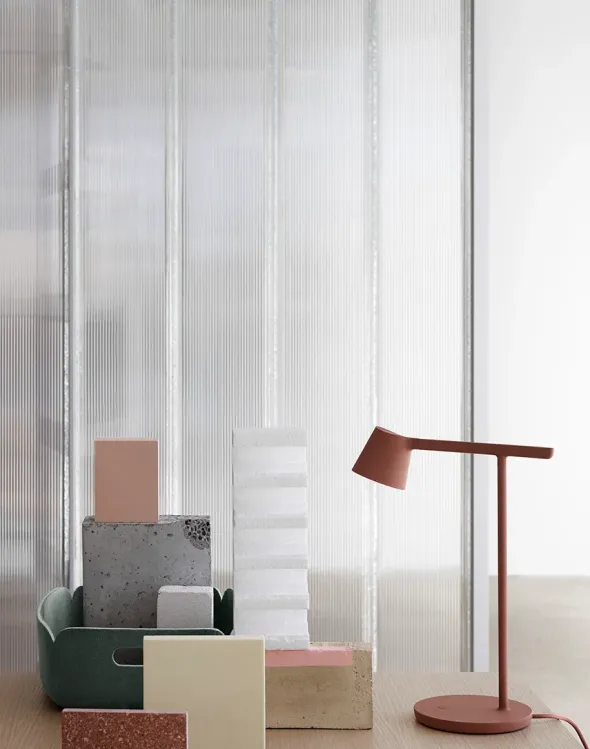 Tip Table Lamp fra Muuto
