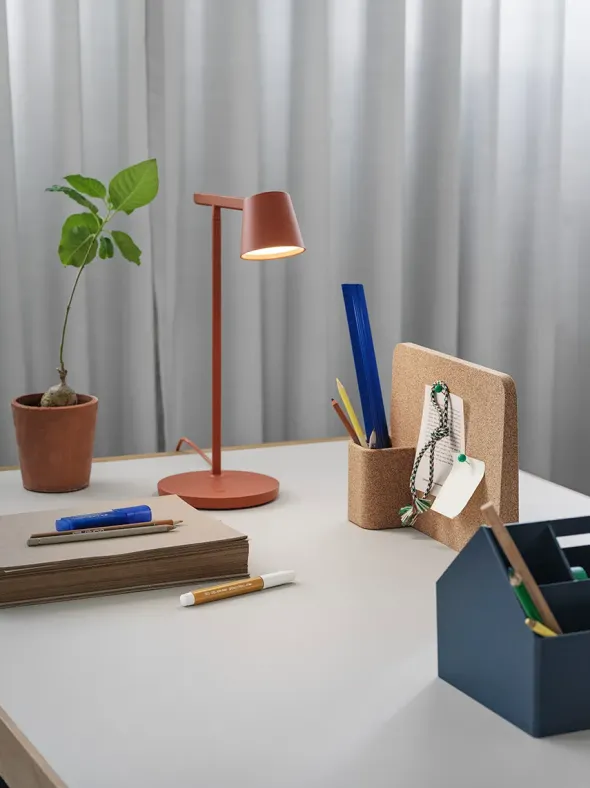 Tip Table Lamp fra Muuto